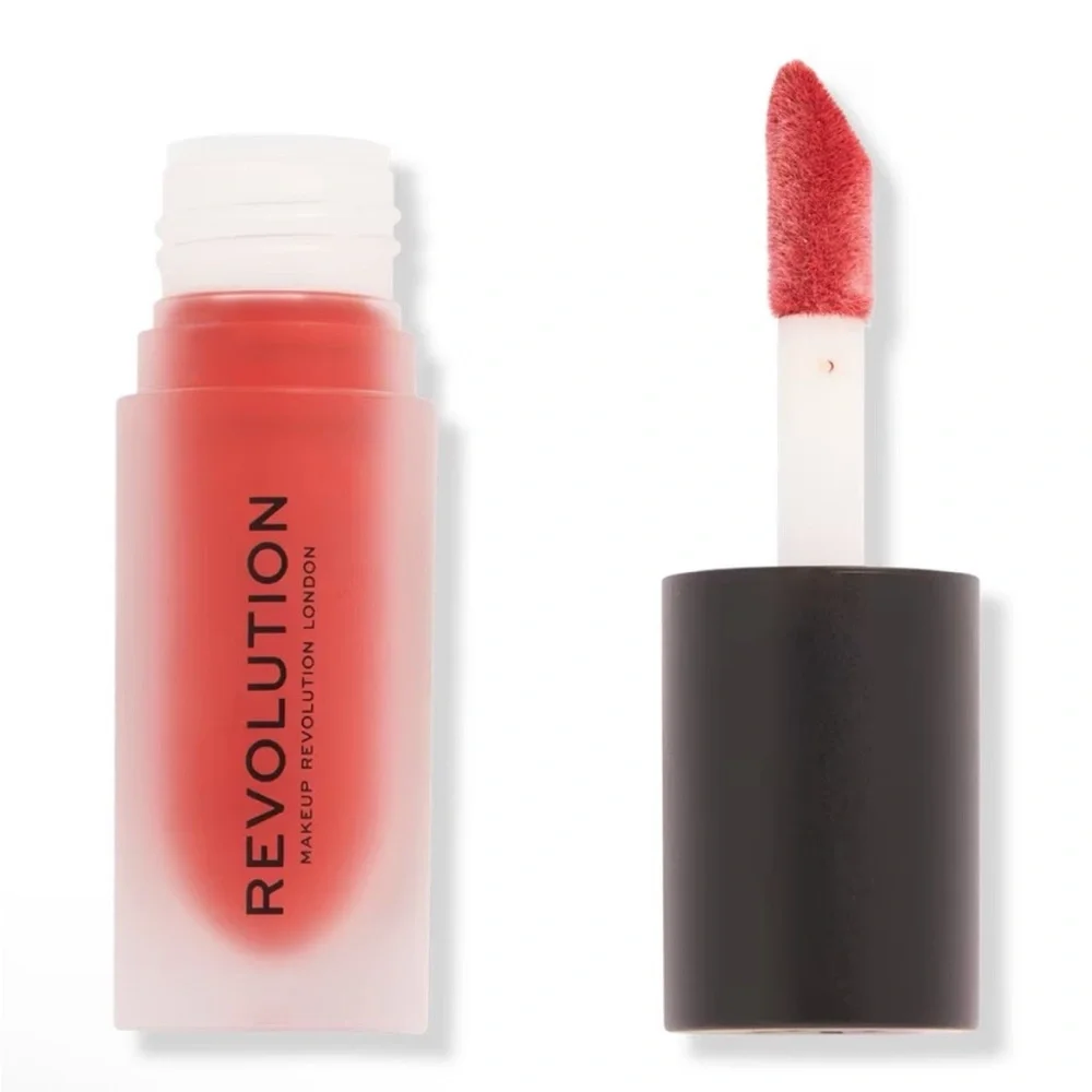 Makeup Revolution Matte Bomb Creamy Velvet Finish Liquid Lipstick - Lure Red